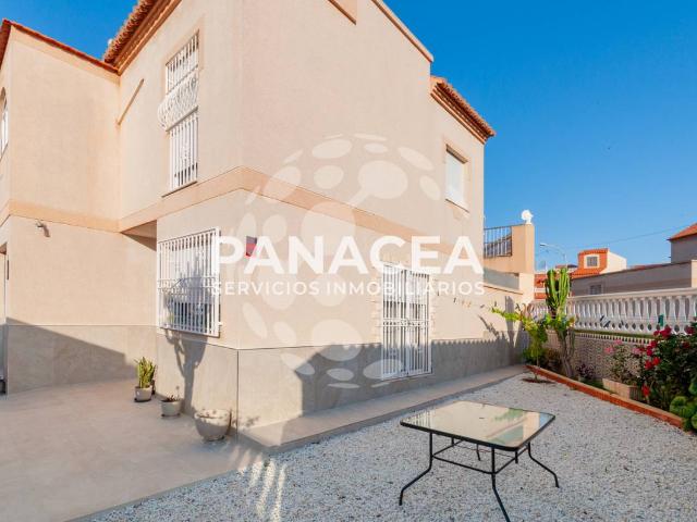 Chalet en venta en Los Depósitos, Roquetas De Mar