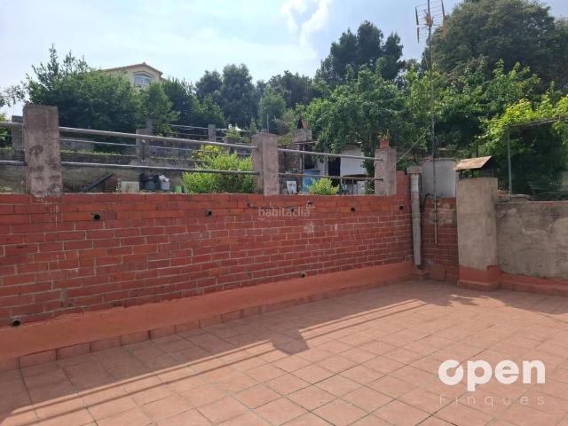 Villa en venta en Rubí, Castellnou