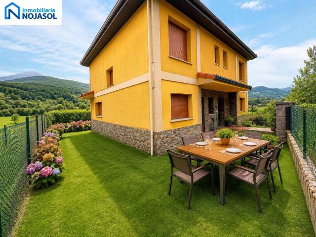 Chalet en venta en Riva, Ruesga