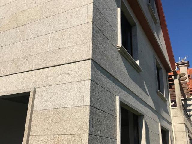 Casa en venta en Ladeira, Vigo