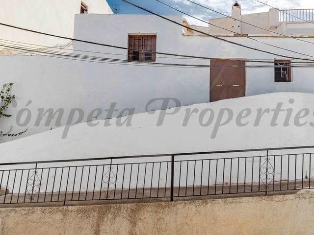 Villa en venta en Salares