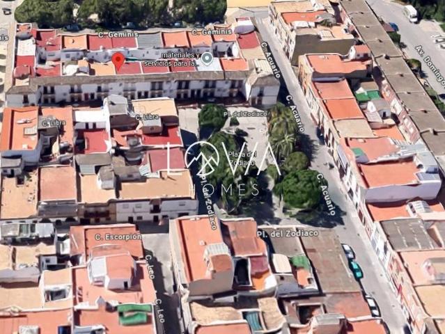 Chalet en venta en Utrera, Andalucía