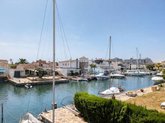 Chalet en venta en Empuriabrava, Alt Empordà