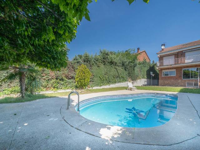 Chalet en venta en Los Bomberos, Torrelodones