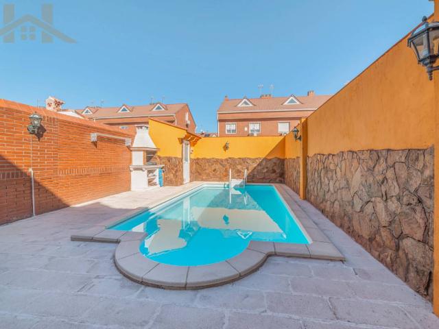 Chalet en venta en Ciempozuelos, Madrid