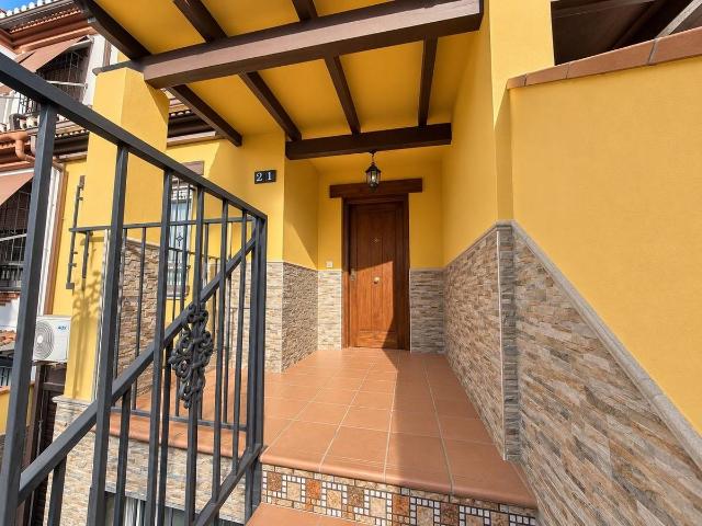 Chalet en venta en Churriana de la Vega, Granada