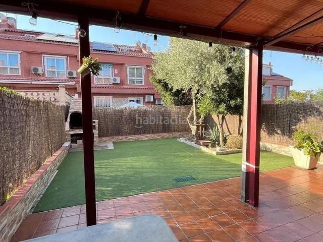 Chalet en venta en San Fernando De Henares, Madrid