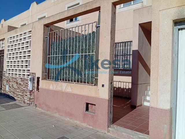 Chalet en venta en Níjar, Almería