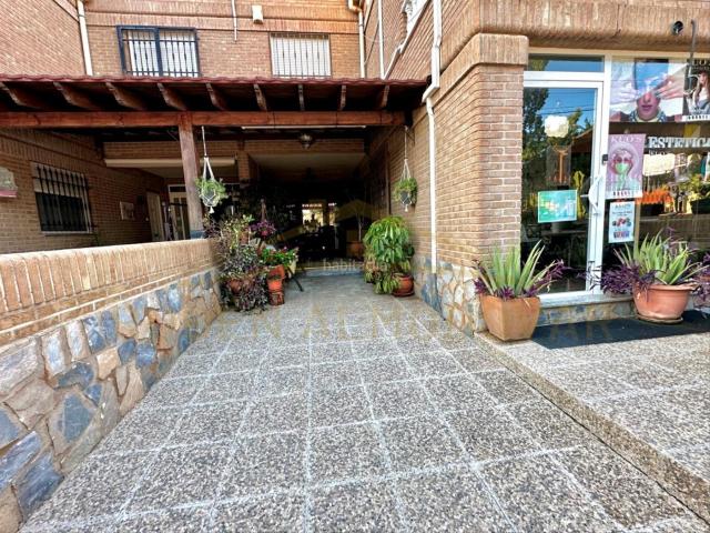 Chalet en venta en San Isidro, Valencia