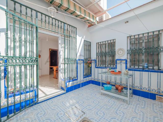 Villa en venta en La Rinconada