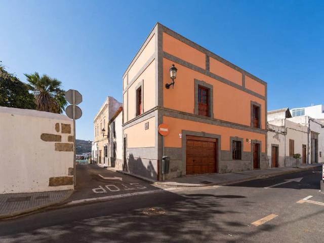 Chalet en venta en San José de las Longueras, Telde
