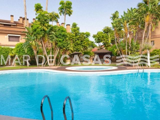 Chalet en venta en Platja de Mutxavista, l'Alacantí