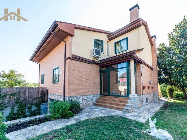 Chalet en venta en San Martín De Valdeiglesias, Madrid