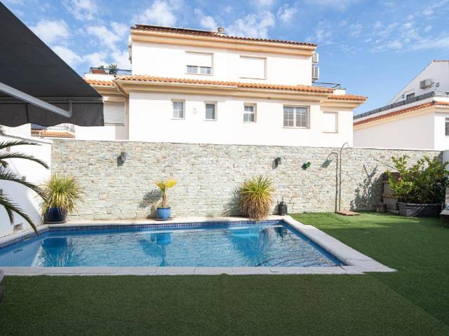 Chalet en venta en Armilla, Granada