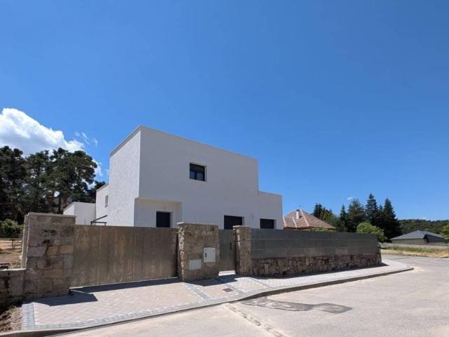 Chalet en venta en Sexmo de El Espinar, El Espinar