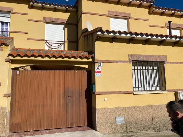 Chalet en venta en San Román De Los Montes, Toledo