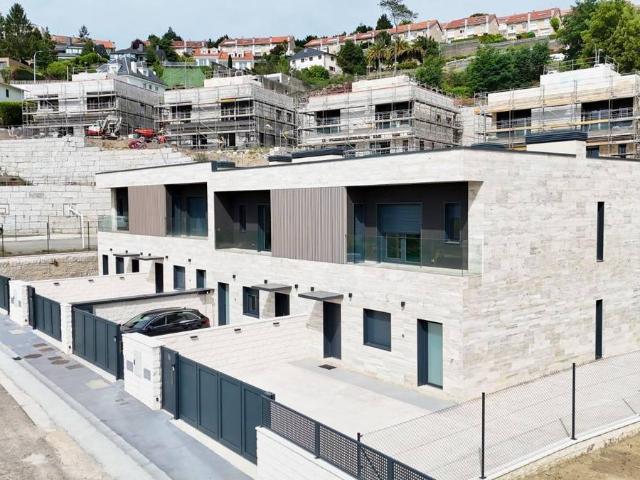 Chalet en venta en Poio, Pontevedra
