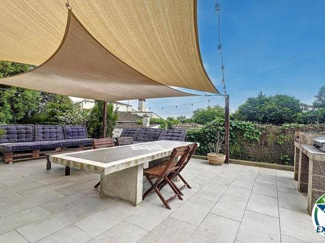 Villa en venta en Sant Miquel De Fluvià
