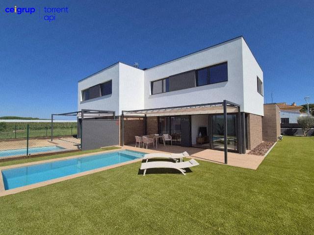 Villa en venta en Sant Pere Pescador