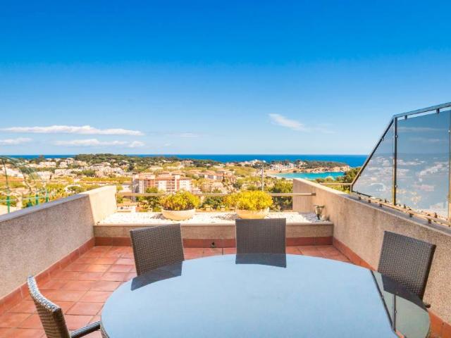 Villa en venta en Castell-platja D'aro
