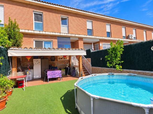 Chalet en venta en els Quatre Garrofers, Tarragonès