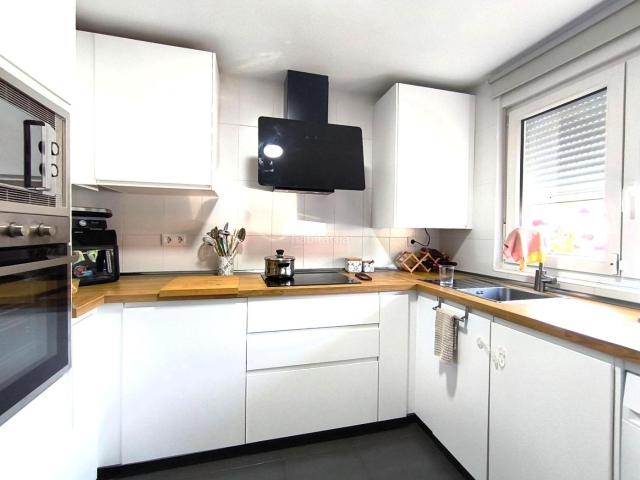 Chalet en venta en La Abadilla, Santa María De Cayón