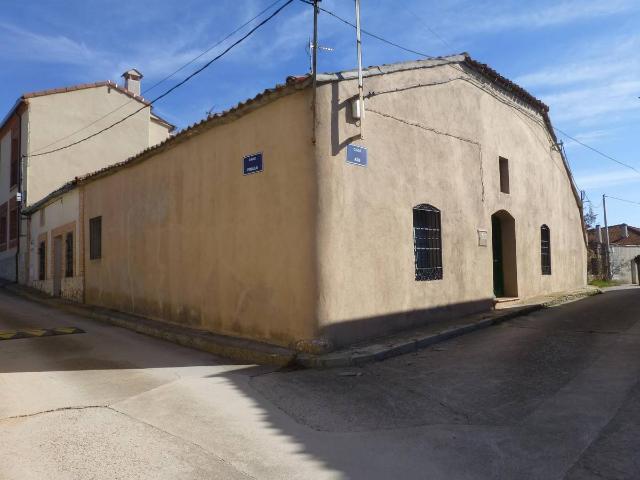 Chalet en venta en Santa María La Real De Nieva, Castilla y León