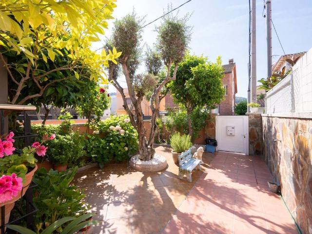 Chalet en venta en Montcada Centre, Vallès Occidental