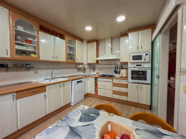 Chalet en venta en la Florida, Santa Perpètua De Mogoda