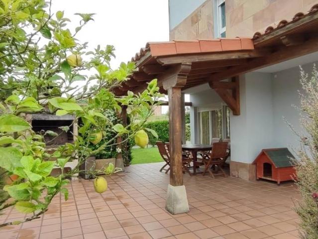 Chalet en venta en Herrán, Santillana Del Mar