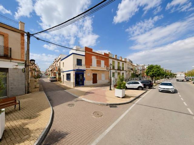 Chalet en venta en Santiponce, Andalucía