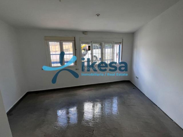 Chalet en venta en Santiponce, Andalucía