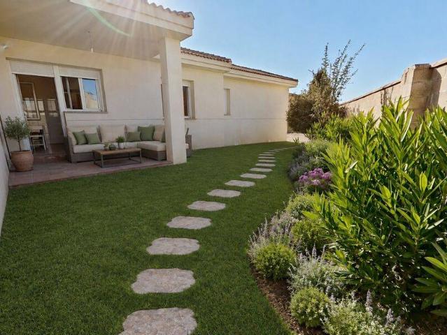 Chalet en venta en Santiuste De San Juan Bautista, Castilla y León