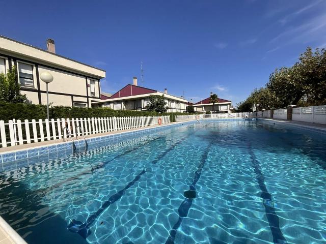 Chalet en venta en Santo Domingo De La Calzada, La Rioja