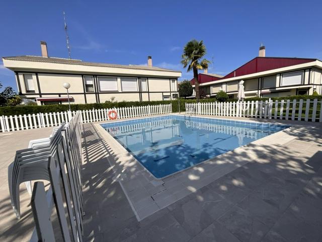 Chalet en venta en Santo Domingo De La Calzada, La Rioja