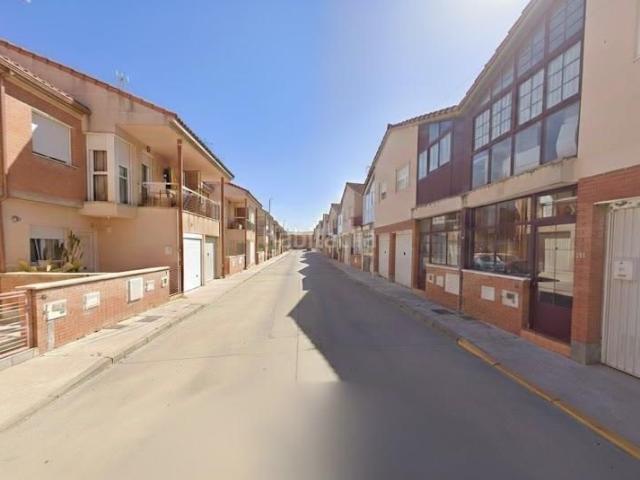 Chalet en venta en Santovenia De Pisuerga, Castilla y León