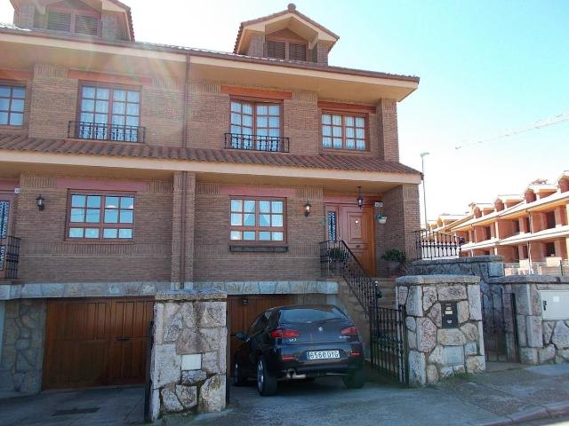 Chalet en venta en Sariegos, Castilla y León