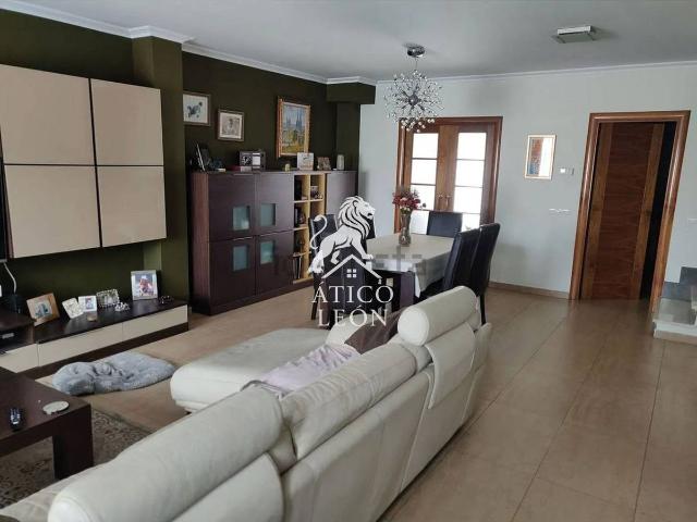 Chalet en venta en Sariegos, Castilla y León