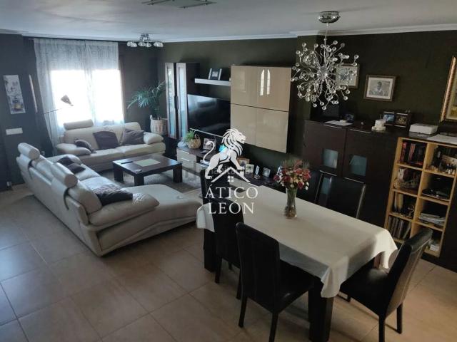 Chalet en venta en Sariegos, Castilla y León