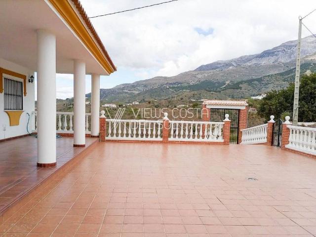 Casa en venta en Sedella