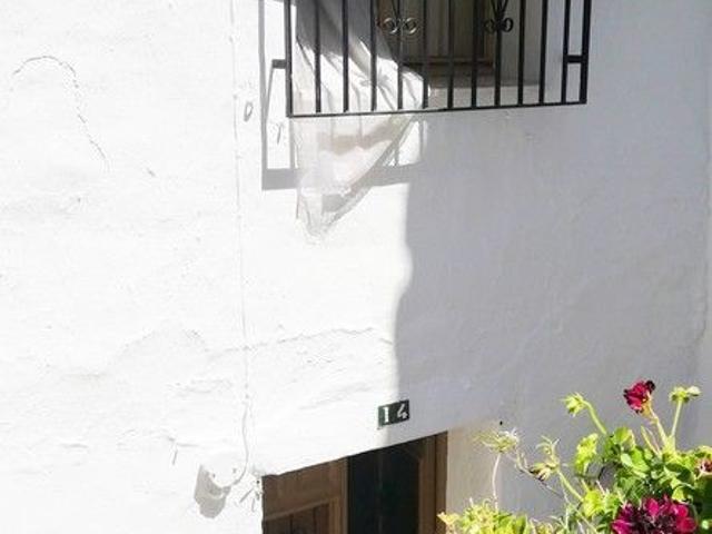 Villa en venta en Sedella