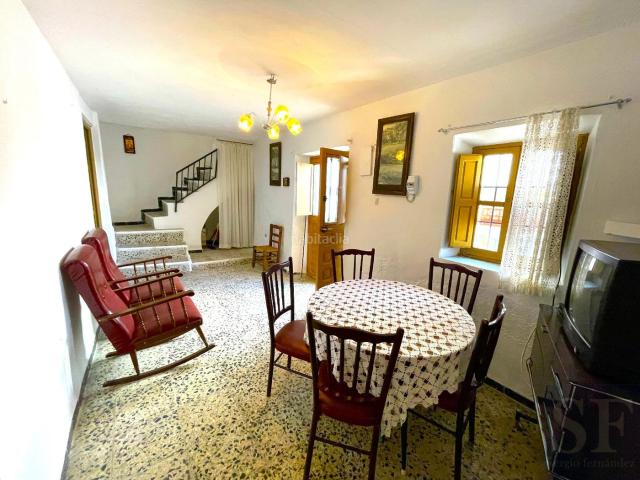 Villa en venta en Sedella