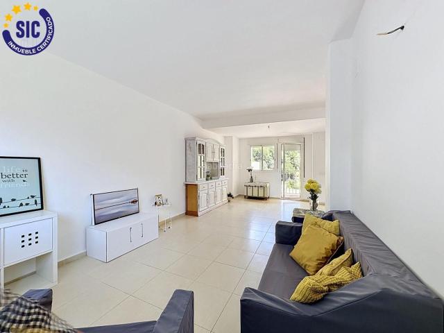 Chalet en venta en Serra, València / Valencia