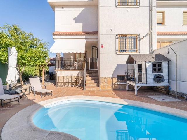 Chalet en venta en Casco Antiguo, Sevilla la Nueva