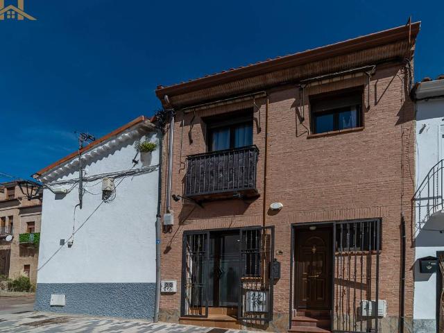 Chalet en venta en Sevilla La Nueva, Madrid
