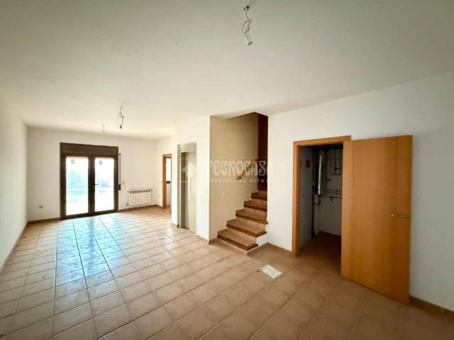 Chalet en venta en Sigüenza, Castilla-La Mancha