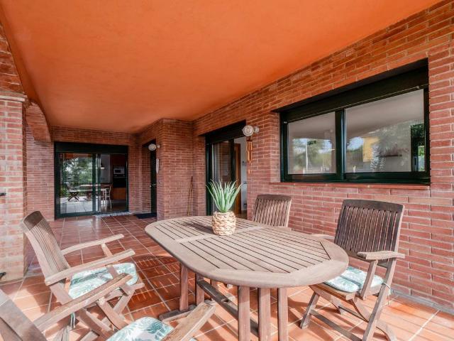 Villa en venta en Sils