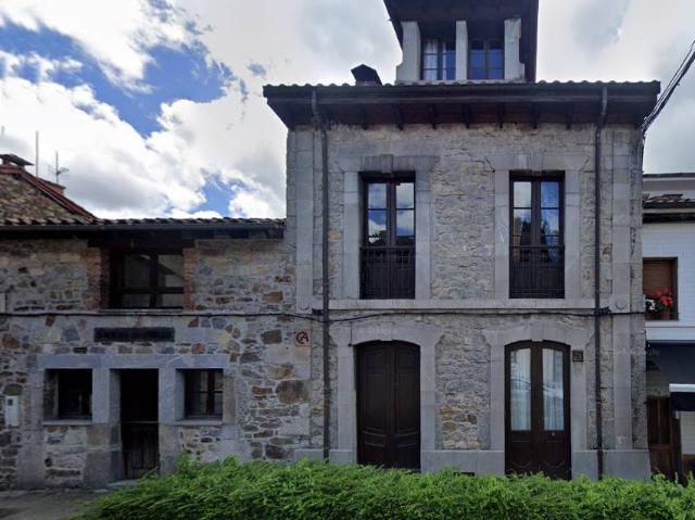Chalet en venta en Sobrescobio, Asturias
