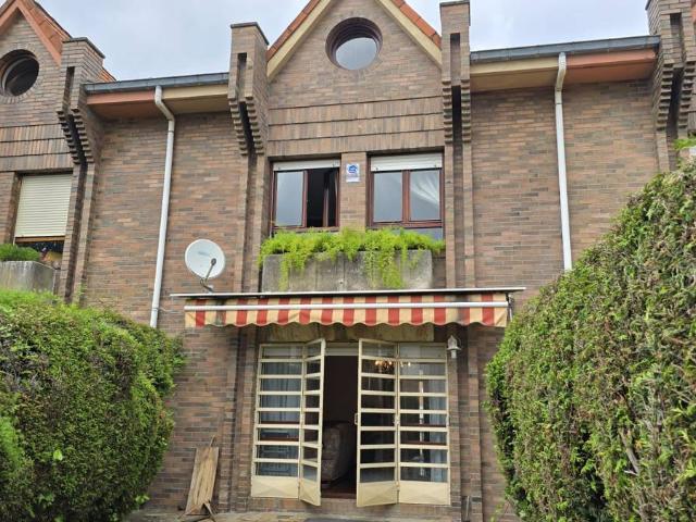 Chalet en venta en Sierrapando, Torrelavega