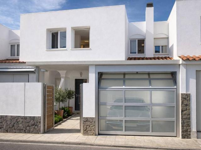 Chalet en venta en Barriada de Antonio Ordoñez, Campo de Gibraltar